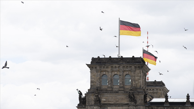 Almanya'da yabancı kökenlilere sınır dışı planı iddiası
